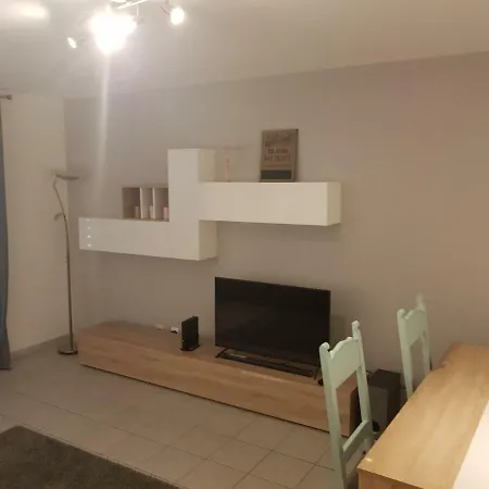 Encosta Da Marina Holidays Apartment *